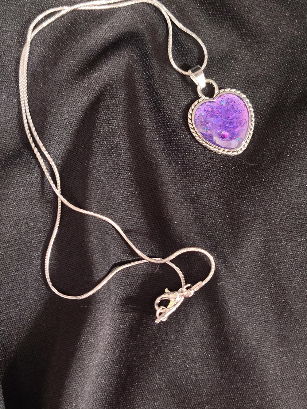 Handmade Purple Heart Pendant Necklace with sparkly effect - Picture 3 of 4